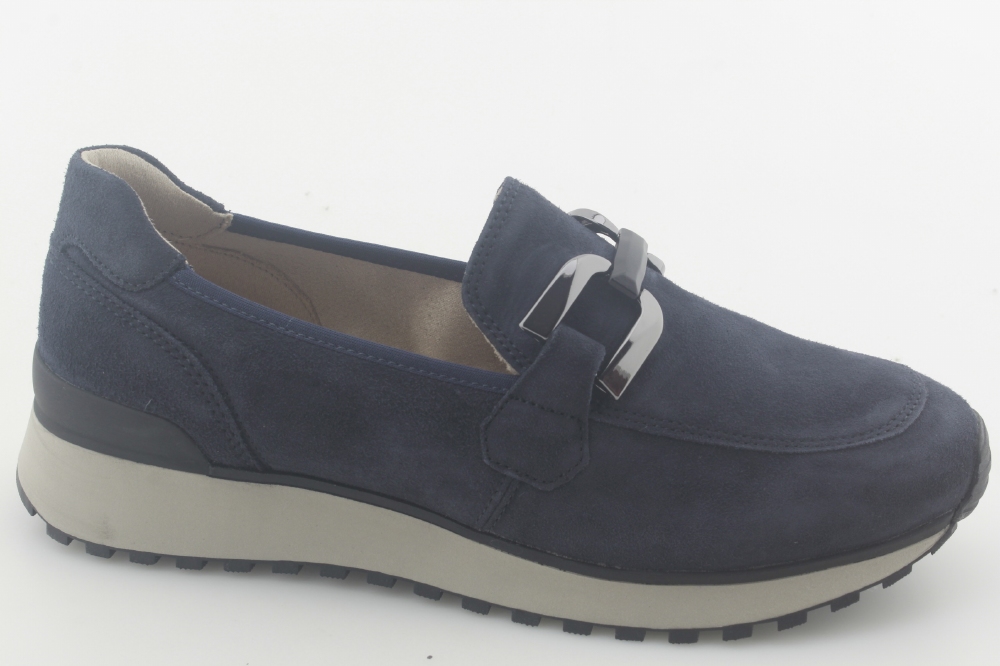 CAP8224700