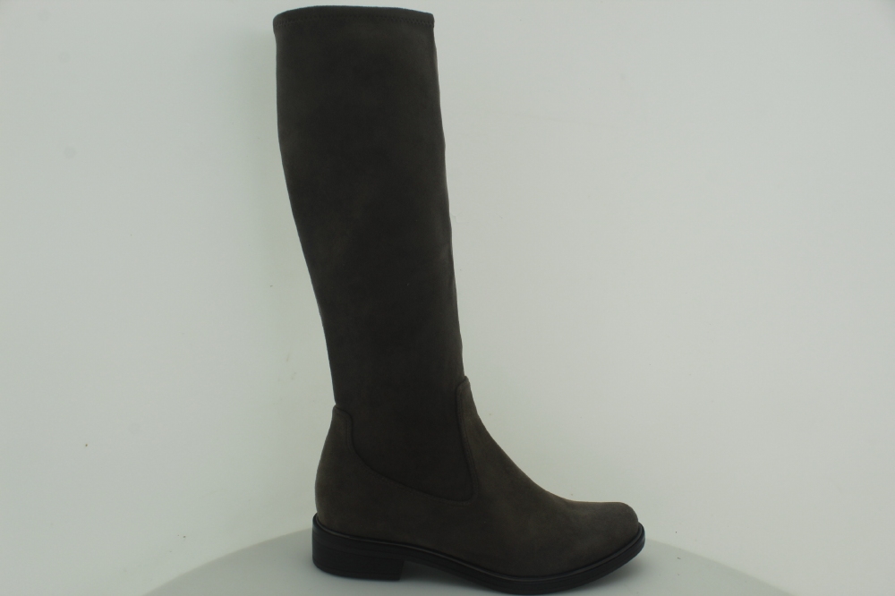 CAP8225512